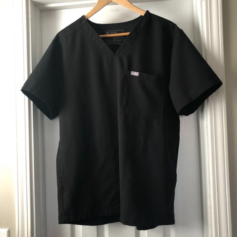 FIGS Black V-Neck Top size L